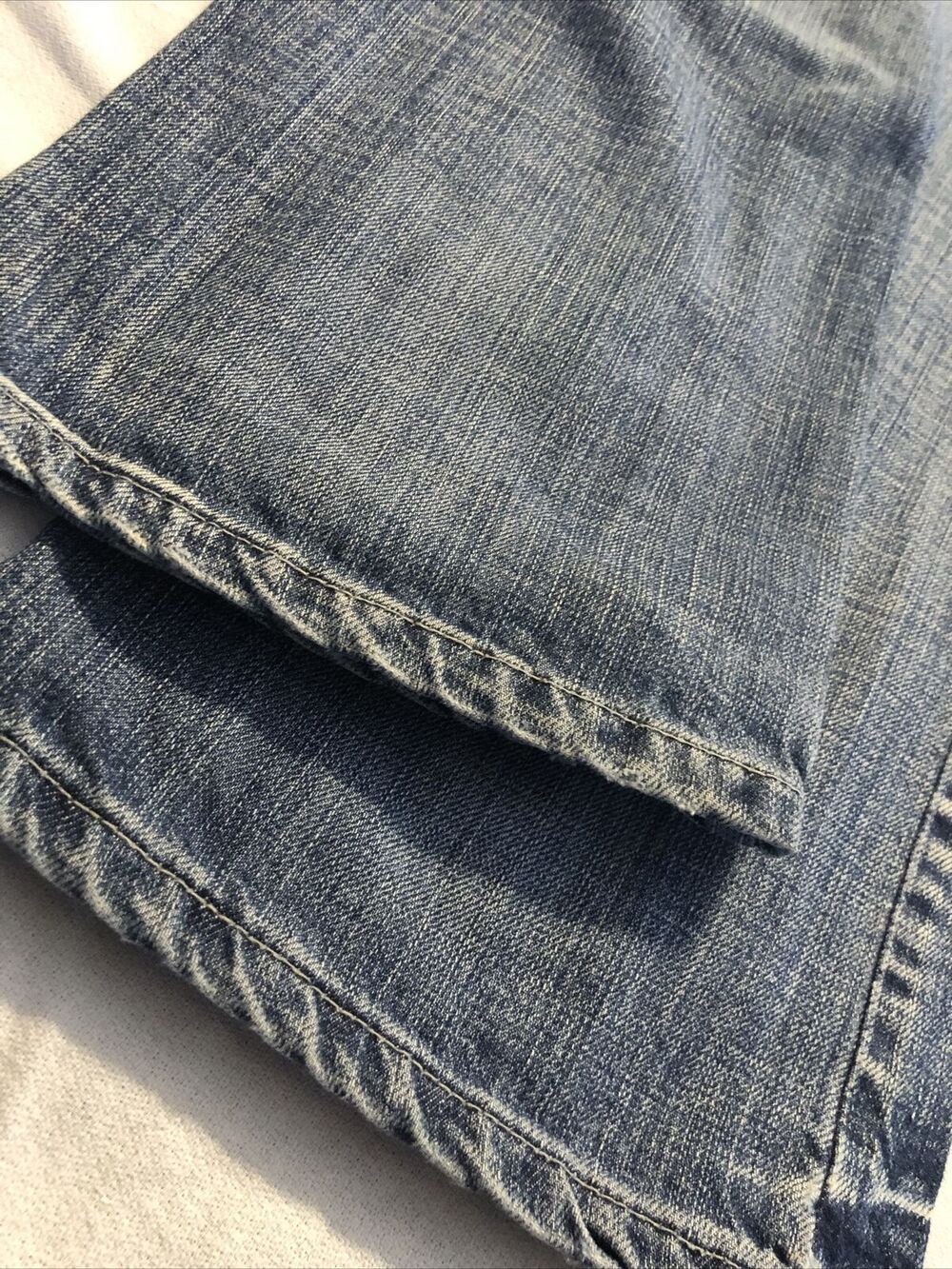 Armani Men's Jeans Distressed Button fly Boot Cut Size 30 x 33 - Picture 6 of 8